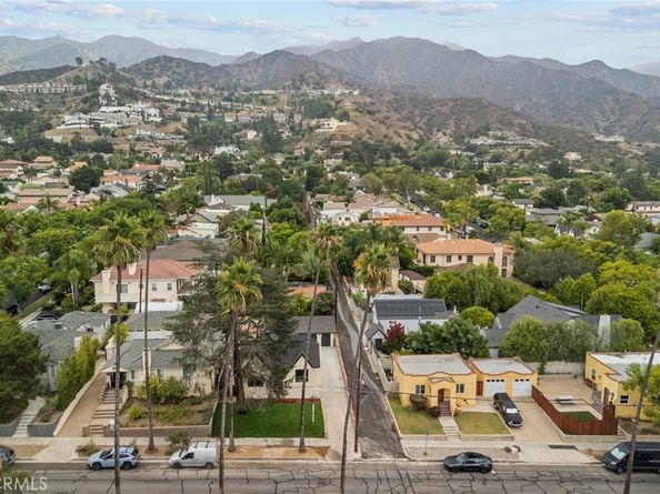 310 S Bel Aire Drive, Burbank CA 91501