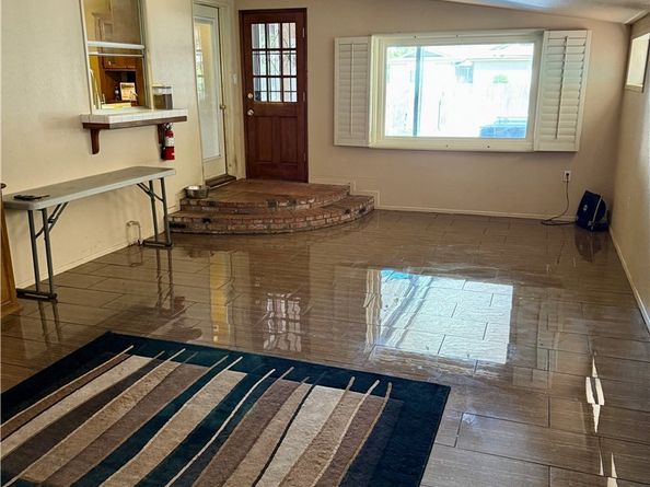 870 Somerset Avenue, Pomona CA 91767