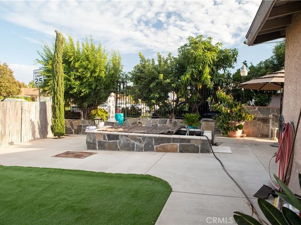 870 Somerset Avenue, Pomona CA 91767