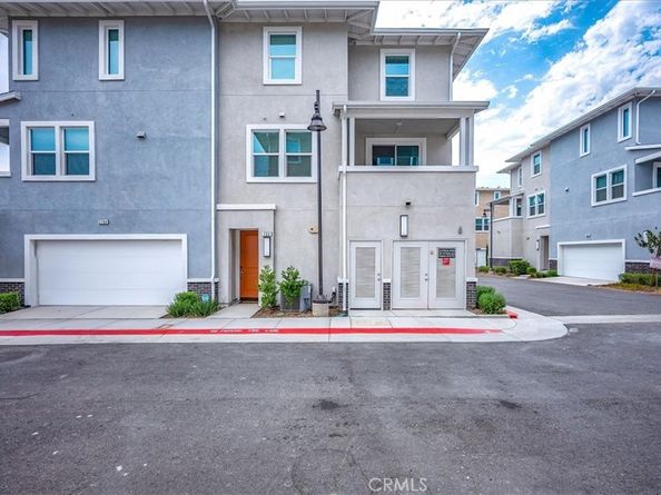 202 Farley Lane, Pomona CA 91767