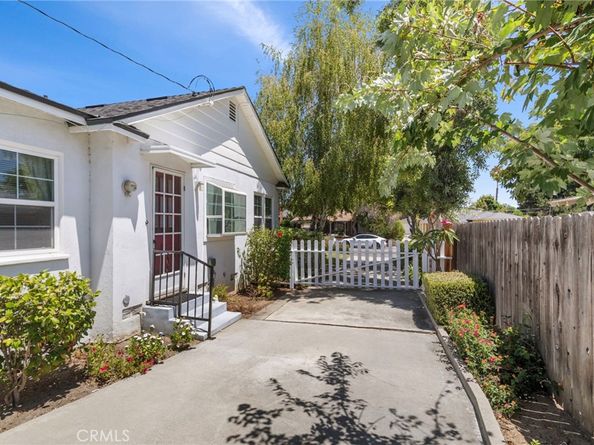 525 Hacienda Drive, Monrovia CA 91016
