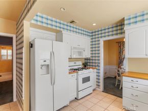 525 Hacienda Drive, Monrovia CA 91016