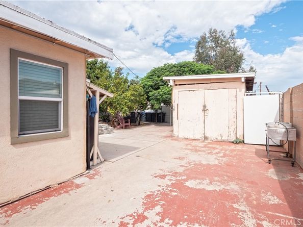 5405 W 4th, Santa Ana CA 92703