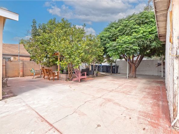 5405 W 4th, Santa Ana CA 92703