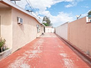 5405 W 4th, Santa Ana CA 92703