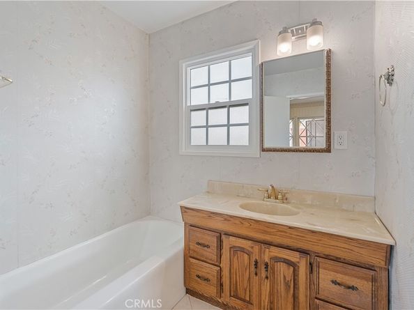 266 E Tudor Street, Covina CA 91722