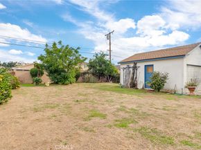 1146 N Azusa, Azusa CA 91702