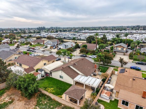 1476 Fernando, Upland CA 91786