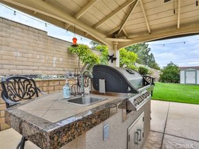 1476 Fernando, Upland CA 91786