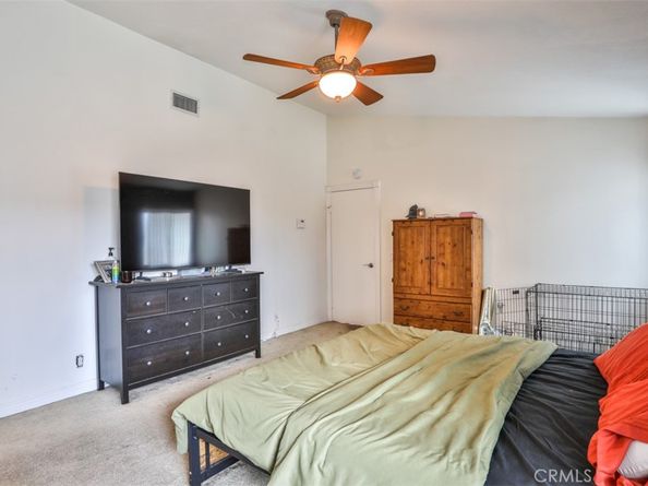 1476 Fernando, Upland CA 91786