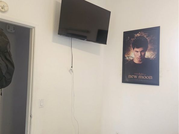 435 W 9th B3, Upland CA 91786