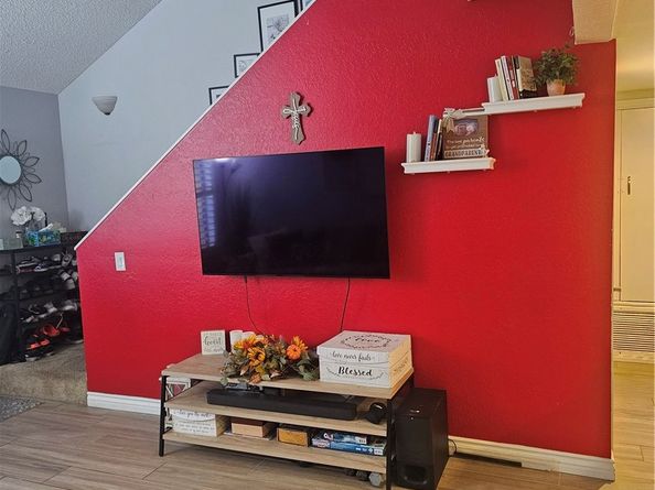 435 W 9th B3, Upland CA 91786