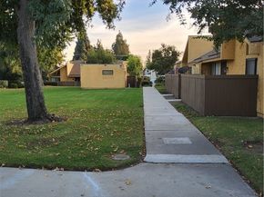 435 W 9th B3, Upland CA 91786