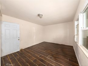 1532 Garfield, Commerce CA 90022