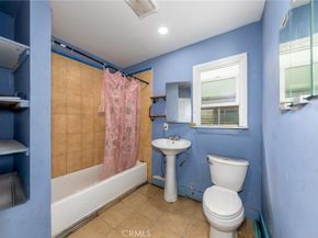 1532 Garfield, Commerce CA 90022