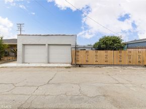 1532 Garfield, Commerce CA 90022