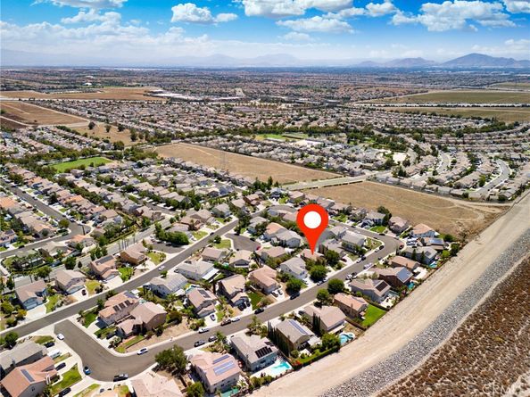 4927 Toronto Avenue, Fontana CA 92336