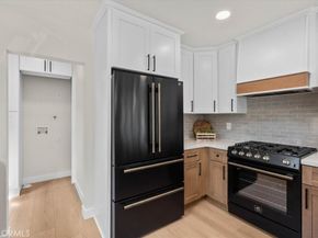 2481 S Westgate Avenue, Los Angeles CA 90064