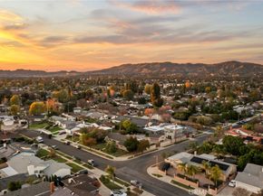 10000 Amestoy Avenue, Northridge CA 91325