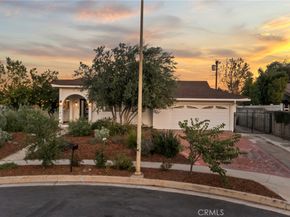 10000 Amestoy Avenue, Northridge CA 91325