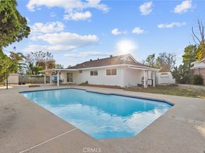10000 Amestoy Avenue, Northridge CA 91325