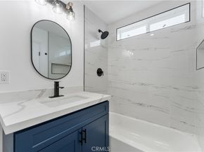 540 W 118th Street, Los Angeles CA 90044