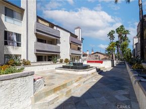 20253 Keswick St 326, Winnetka CA 91306