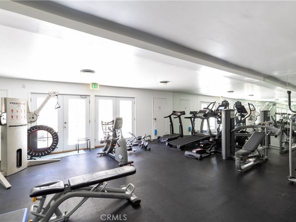 20253 Keswick St 326, Winnetka CA 91306