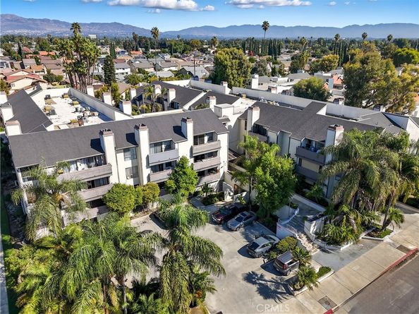 20253 Keswick St 326, Winnetka CA 91306