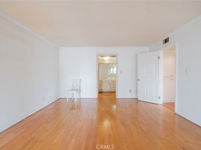 1745 Holly Drive 201, Glendale CA 91206