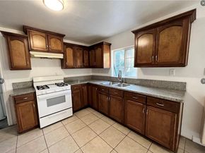 10931 Anzac, Los Angeles CA 90059