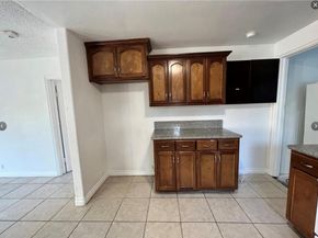 10931 Anzac, Los Angeles CA 90059