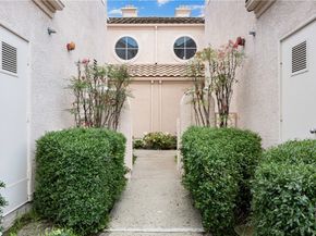 1942 Caminito De La Estrella, Glendale CA 91208