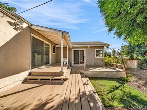 8843 De Haviland, Los Angeles CA 90045