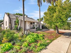 8843 De Haviland, Los Angeles CA 90045