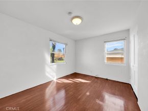 8843 De Haviland, Los Angeles CA 90045