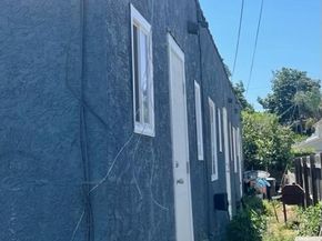 135 E 77th, Los Angeles CA 90003