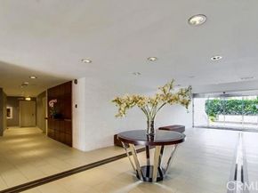 7250 Franklin, Los Angeles CA 90046