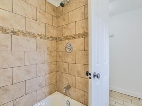 1712 E 57th, Los Angeles CA 90058