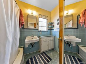 2718 W 15th, Los Angeles CA 90006