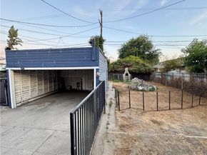214 E 56th Street, Los Angeles CA 90011