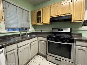 214 E 56th Street, Los Angeles CA 90011