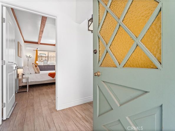 1031 Termino Avenue, Long Beach CA 90804