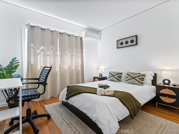 1031 Termino Avenue, Long Beach CA 90804
