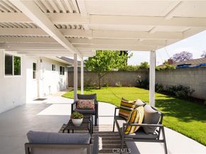 2406 S Pacific Avenue, Santa Ana CA 92704