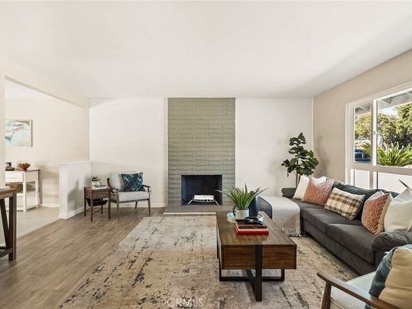 2406 S Pacific Avenue, Santa Ana CA 92704