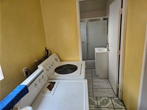 953 E 22nd Street, Los Angeles CA 90011