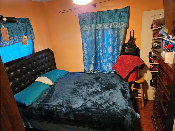 953 E 22nd Street, Los Angeles CA 90011