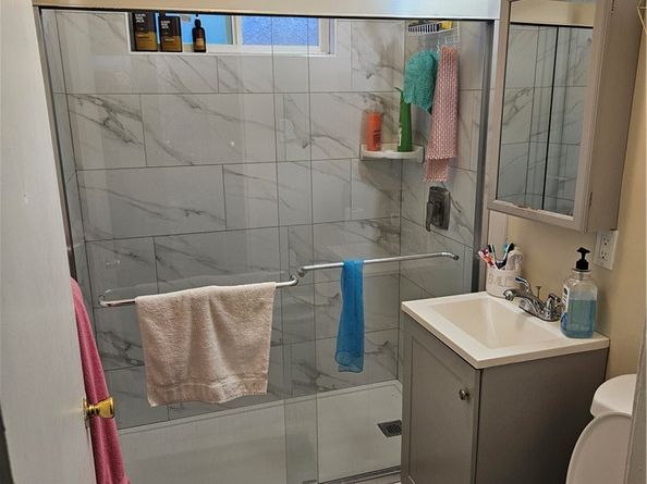 953 E 22nd Street, Los Angeles CA 90011