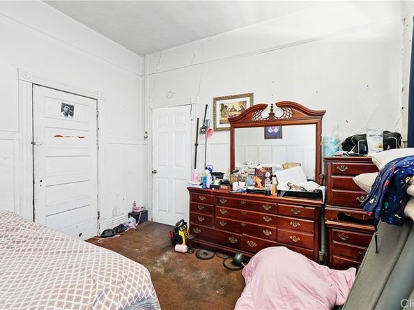 1600 E. 33rd St, Los Angeles CA 90011